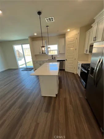 $2,700 | 9110 Winding Stream Avenue, Bakersfield, CA 93311