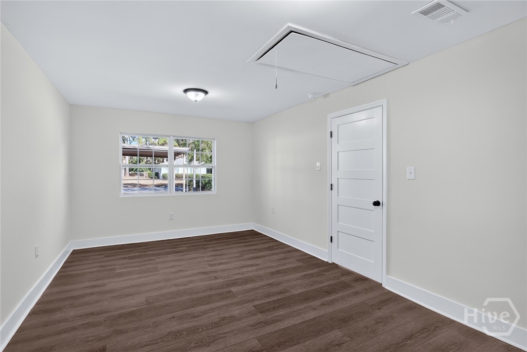 1411 Blakeley Road Savannah, GA 31406 - Photo 12 of 33 Gallery Image 12
