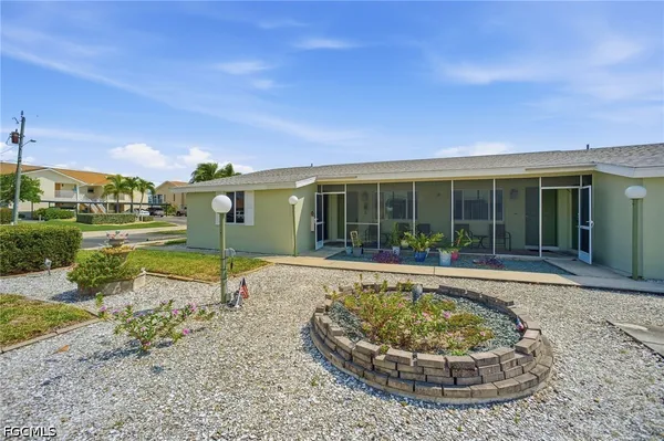 $1,250 | 4956 Viceroy Street, Unit 2, Cape Coral, FL 33904