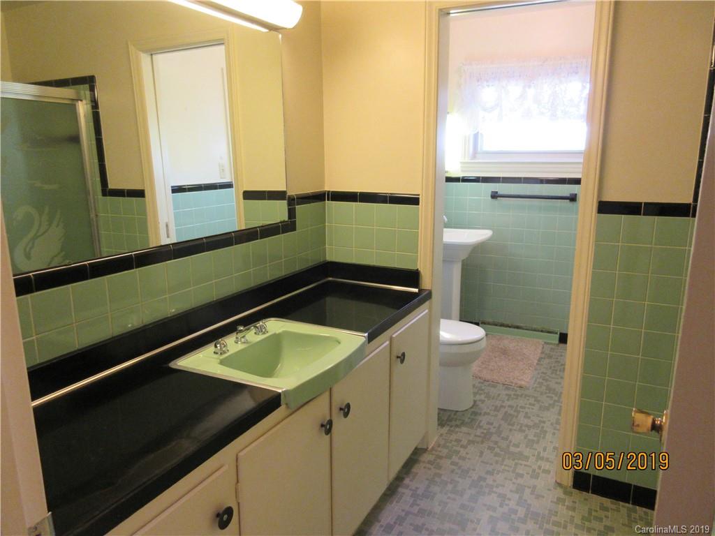 220 Providence Road Asheville, NC 28806 - Photo 15 of 25 Gallery Image 15