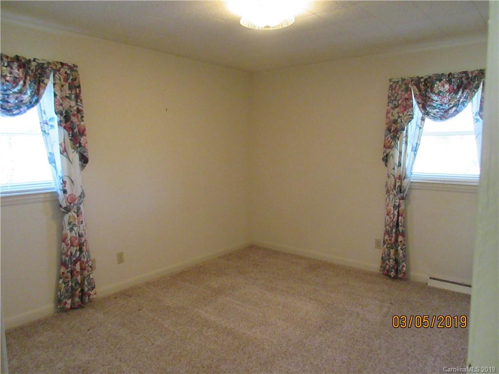 220 Providence Road Asheville, NC 28806 - Photo 16 of 25 Gallery Image 16