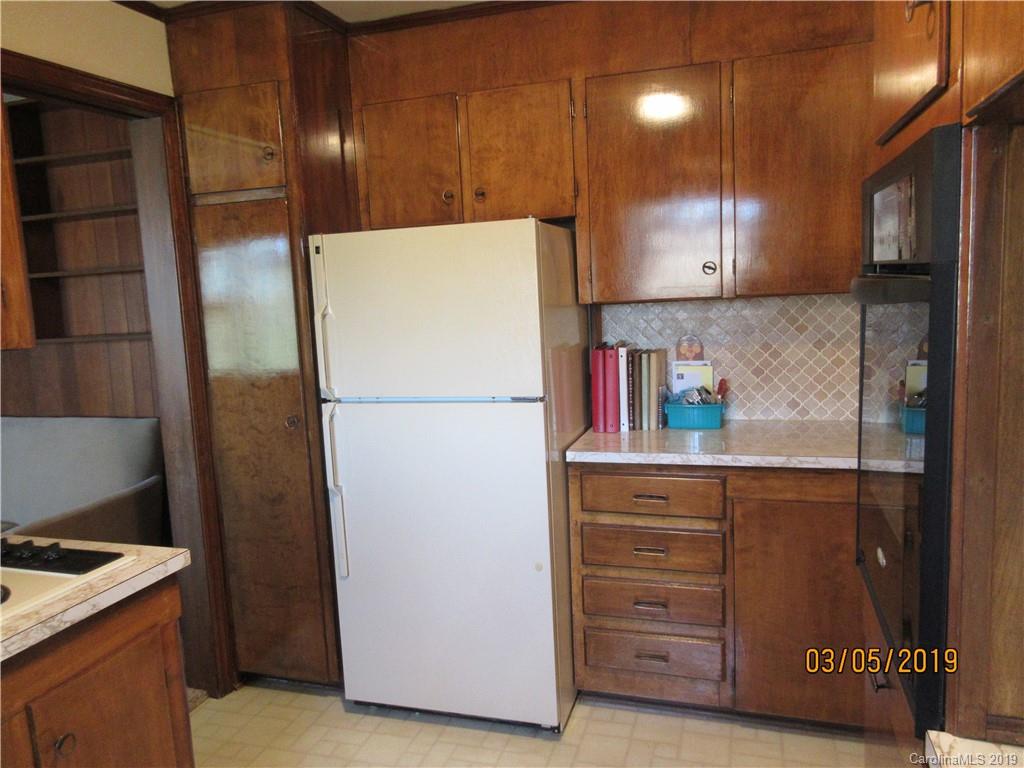 220 Providence Road Asheville, NC 28806 - Photo 5 of 25 Gallery Image 5