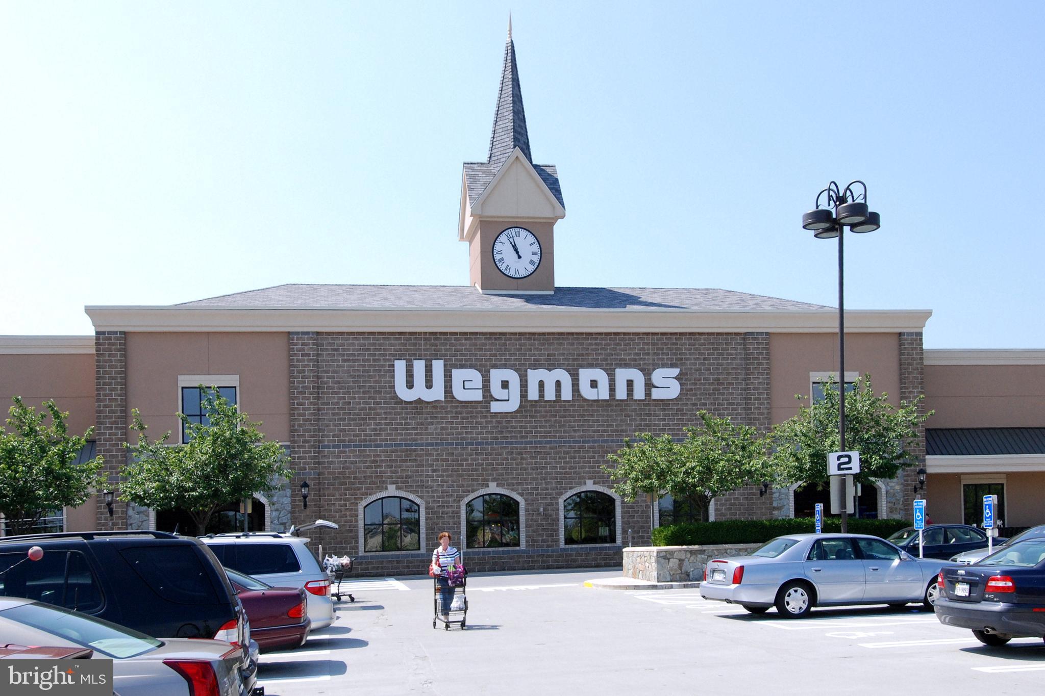 3801 Ridge Knoll Court, Unit 2A Fairfax, VA 22033 - Photo 35 of 37 a car parked in front of building