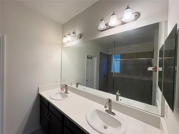 $2,690 | 11937 Bahia Valley Drive, Riverview, FL 33579