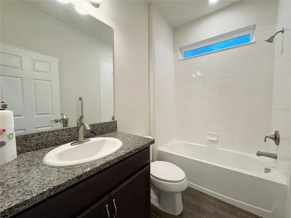$2,690 | 11937 Bahia Valley Drive, Riverview, FL 33579