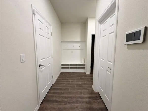 $2,690 | 11937 Bahia Valley Drive, Riverview, FL 33579