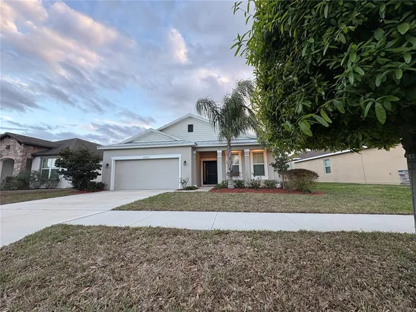 $2,690 | 11937 Bahia Valley Drive, Riverview, FL 33579