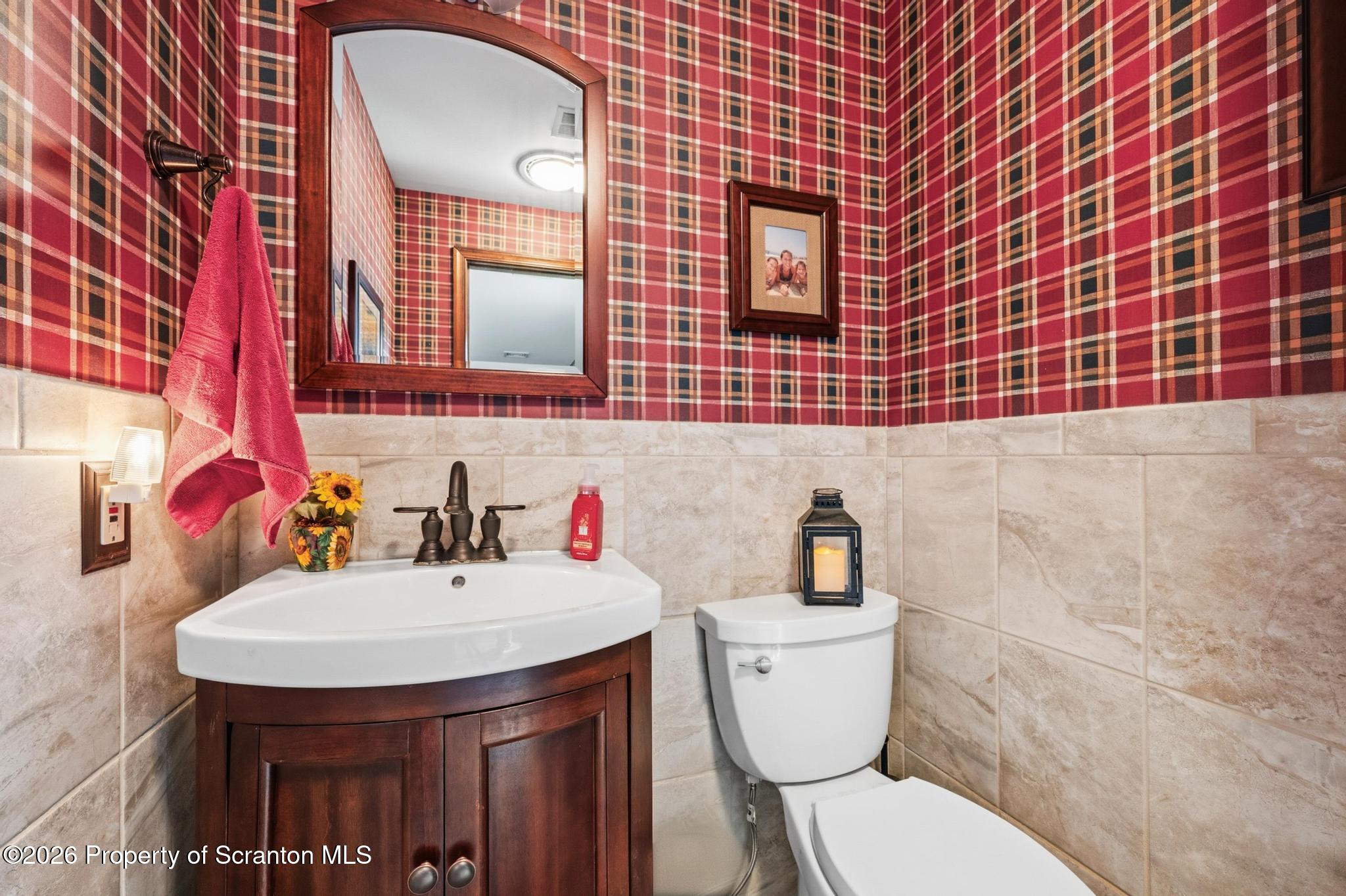 1307 Oakmont Road Clarks Summit, PA 18411 - Photo 34 of 53 DSC_2911-2