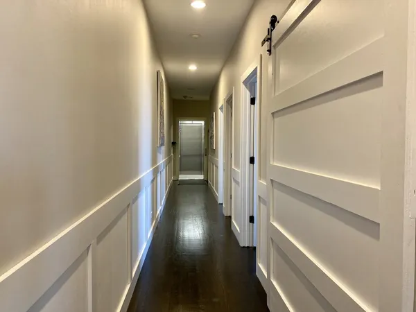$3,700 | 744 North May Street, Unit 401, Chicago, IL 60642
