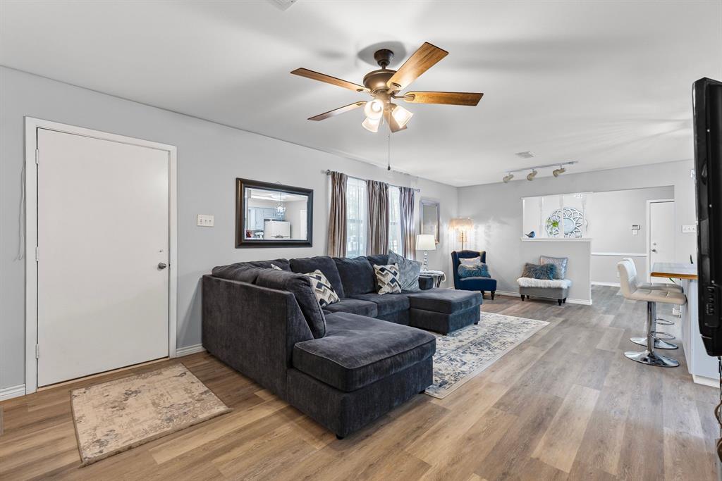 350 Pecan Circle Emory, TX 75440 - Photo 8 of 38