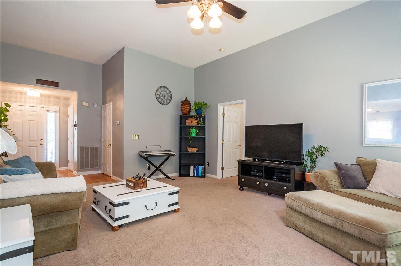 4017 Mantua Way Raleigh, NC 27604 - Photo 3 of 24