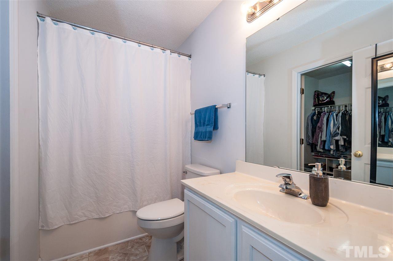 4017 Mantua Way Raleigh, NC 27604 - Photo 9 of 24