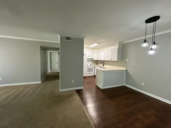 $1,400 | 900 Mountain Creek Road, Unit Q 284, Chattanooga, TN 37405