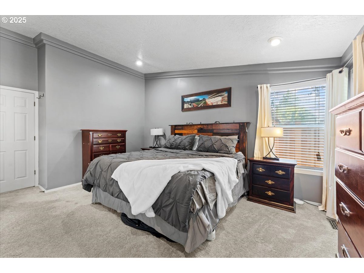 3213 Maple Place Forest Grove, OR 97116 - Photo 16 of 40 Bedroom, Primary
