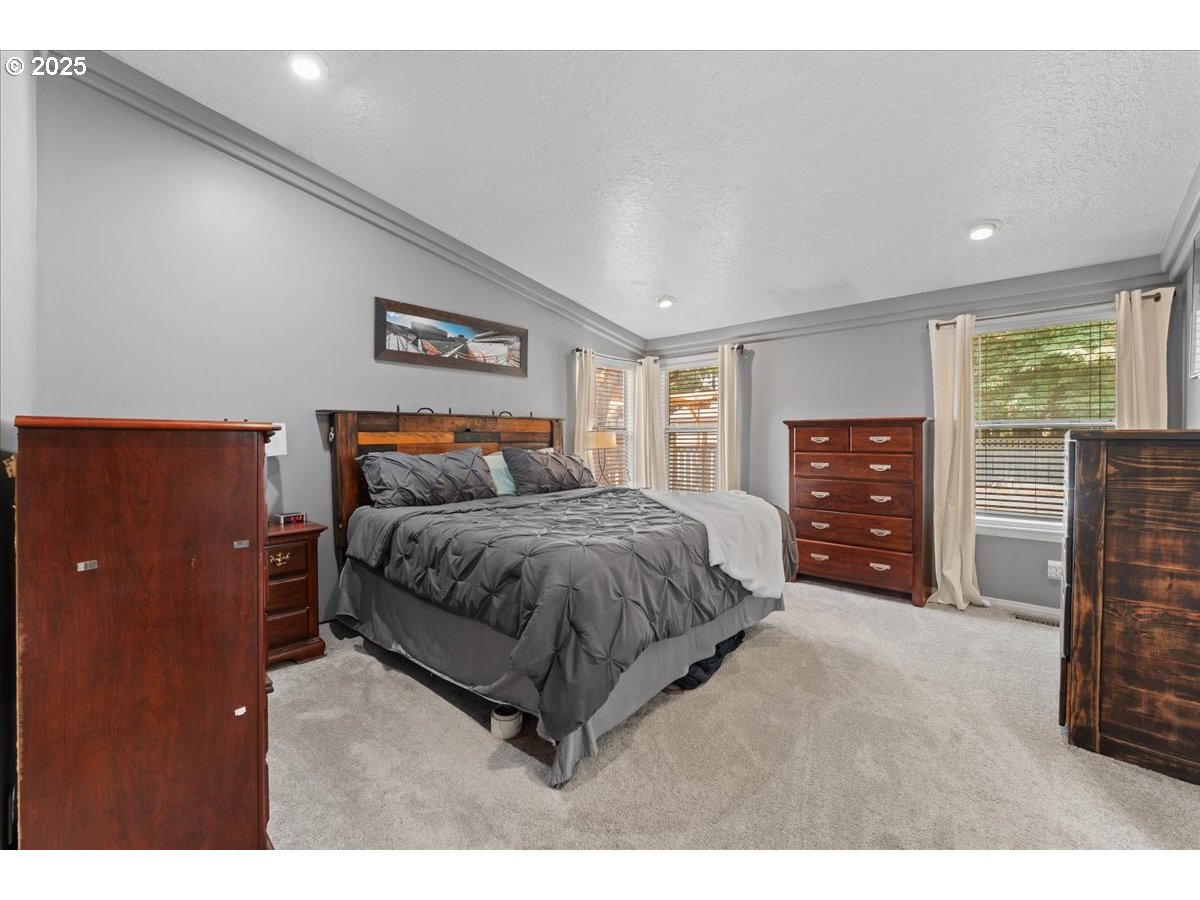 3213 Maple Place Forest Grove, OR 97116 - Photo 18 of 40 Bedroom, Primary