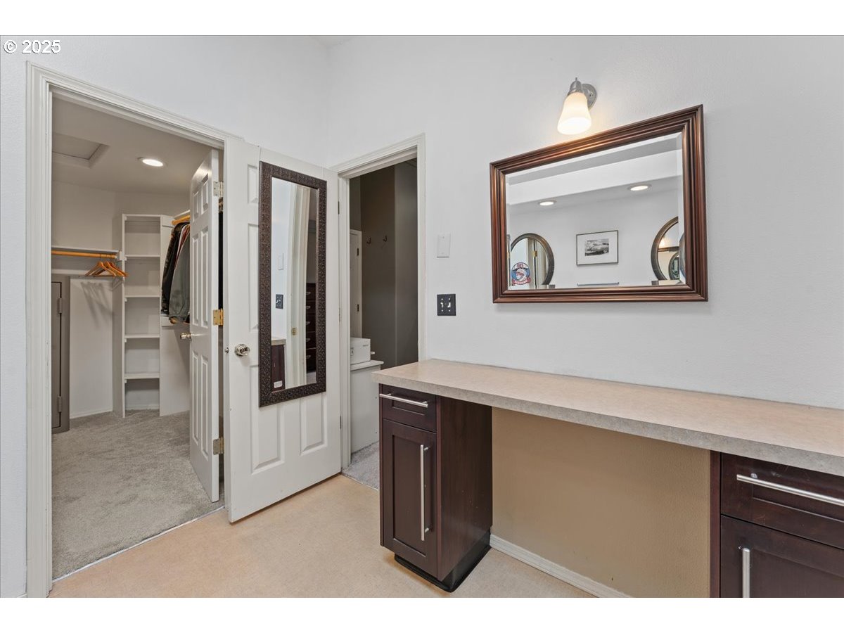 3213 Maple Place Forest Grove, OR 97116 - Photo 21 of 40 Bathroom, Attached