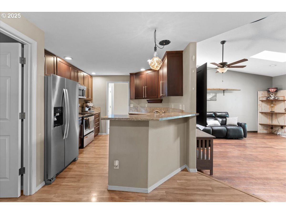 3213 Maple Place Forest Grove, OR 97116 - Photo 9 of 40 Kitchen
