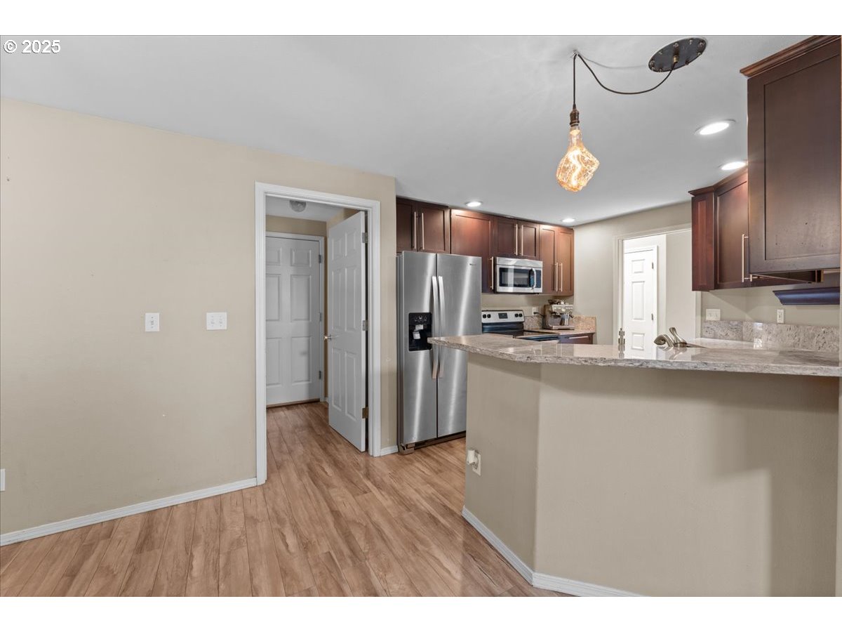 3213 Maple Place Forest Grove, OR 97116 - Photo 10 of 40 Kitchen