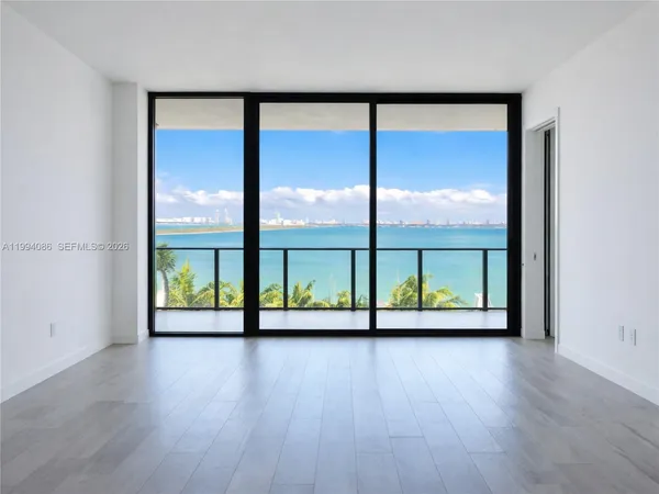$4,800 | 480 Northeast 31st Street, Unit 802, Miami, FL 33137