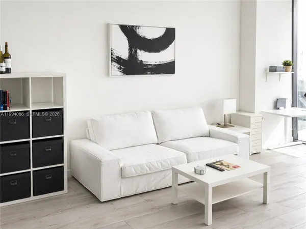 $4,800 | 480 Northeast 31st Street, Unit 802, Miami, FL 33137