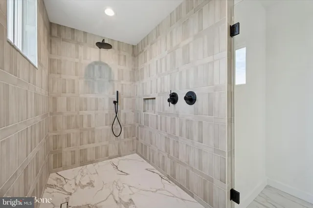 $999,999 | 608 Brenna Walk, Sharon Hill, PA 19079