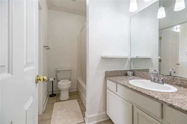 $164,999 | 710 East Boyd Drive, Unit 906, Baton Rouge, LA 70808