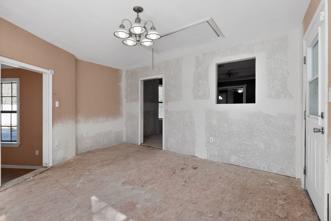 712 East Peach Street Angleton, TX 77515 - Photo 27 of 44
