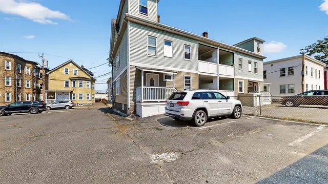$3,030 | 5 A Ropes Street, Unit 1, Salem, MA 01970