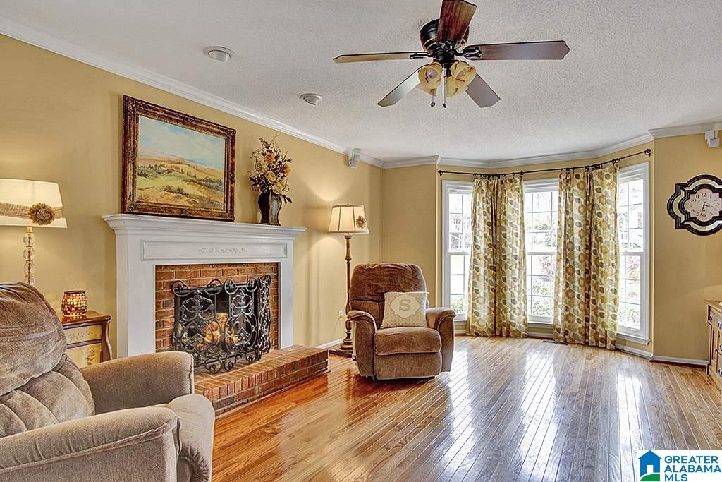 1523 Hill Spun Road Alabaster, AL 35007 - Photo 2 of 42