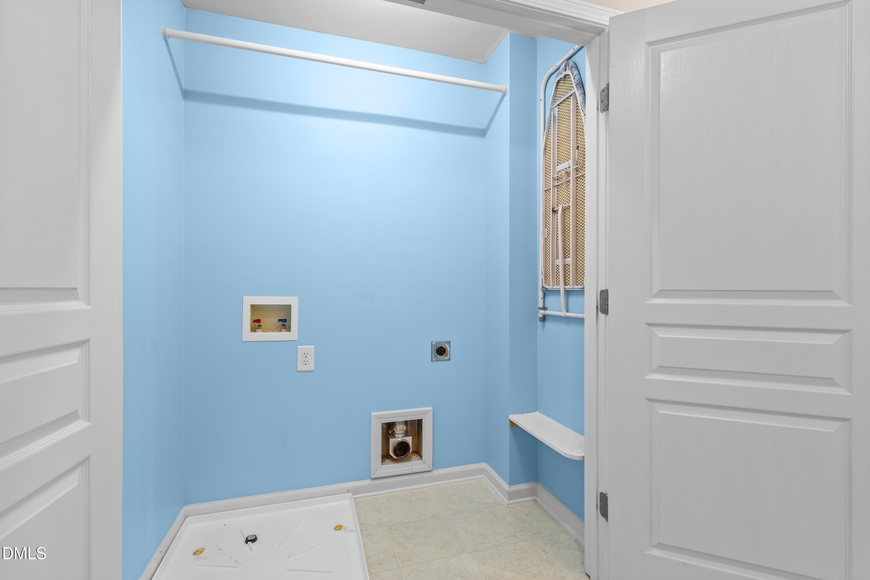 5813 Cameo Glass Way Raleigh, NC 27612 - Photo 30 of 40 31