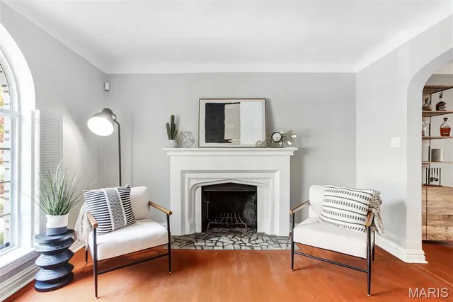 $440,000 | 7818 Stanford Avenue, University City, MO 63130