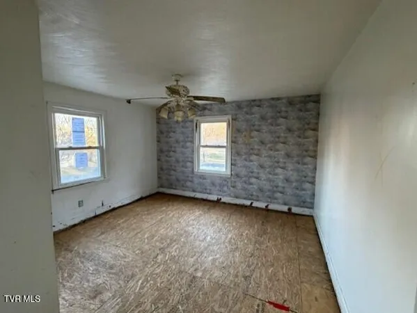 $119,000 | 1169 Valley Drive, Bristol, VA 24201
