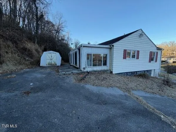 $119,000 | 1169 Valley Drive, Bristol, VA 24201