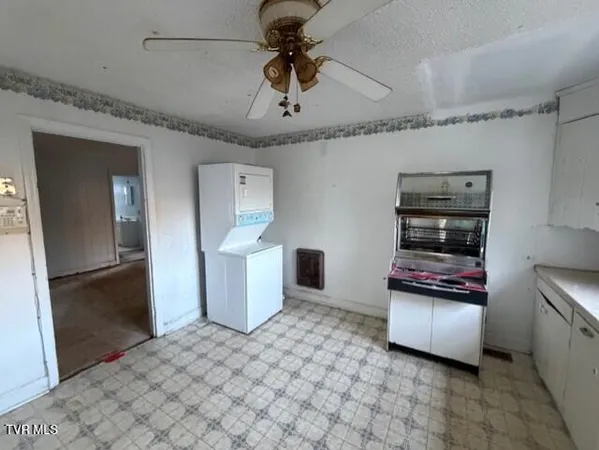 $119,000 | 1169 Valley Drive, Bristol, VA 24201