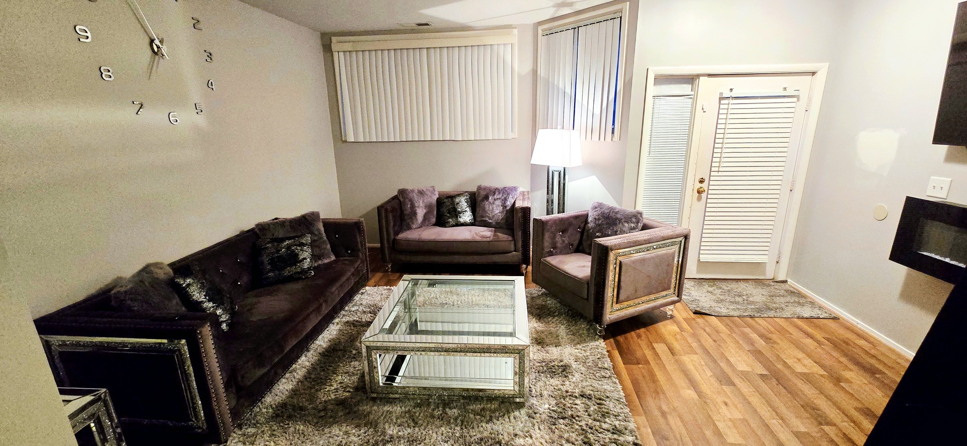 6337 Roosevelt Road, Unit 101 Berwyn, IL 60402 - Photo 2 of 16