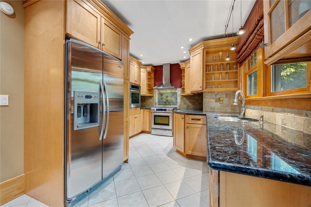 156 Windemere Road Rochester, NY 14610 - Photo 19 of 50 Gallery Image 19