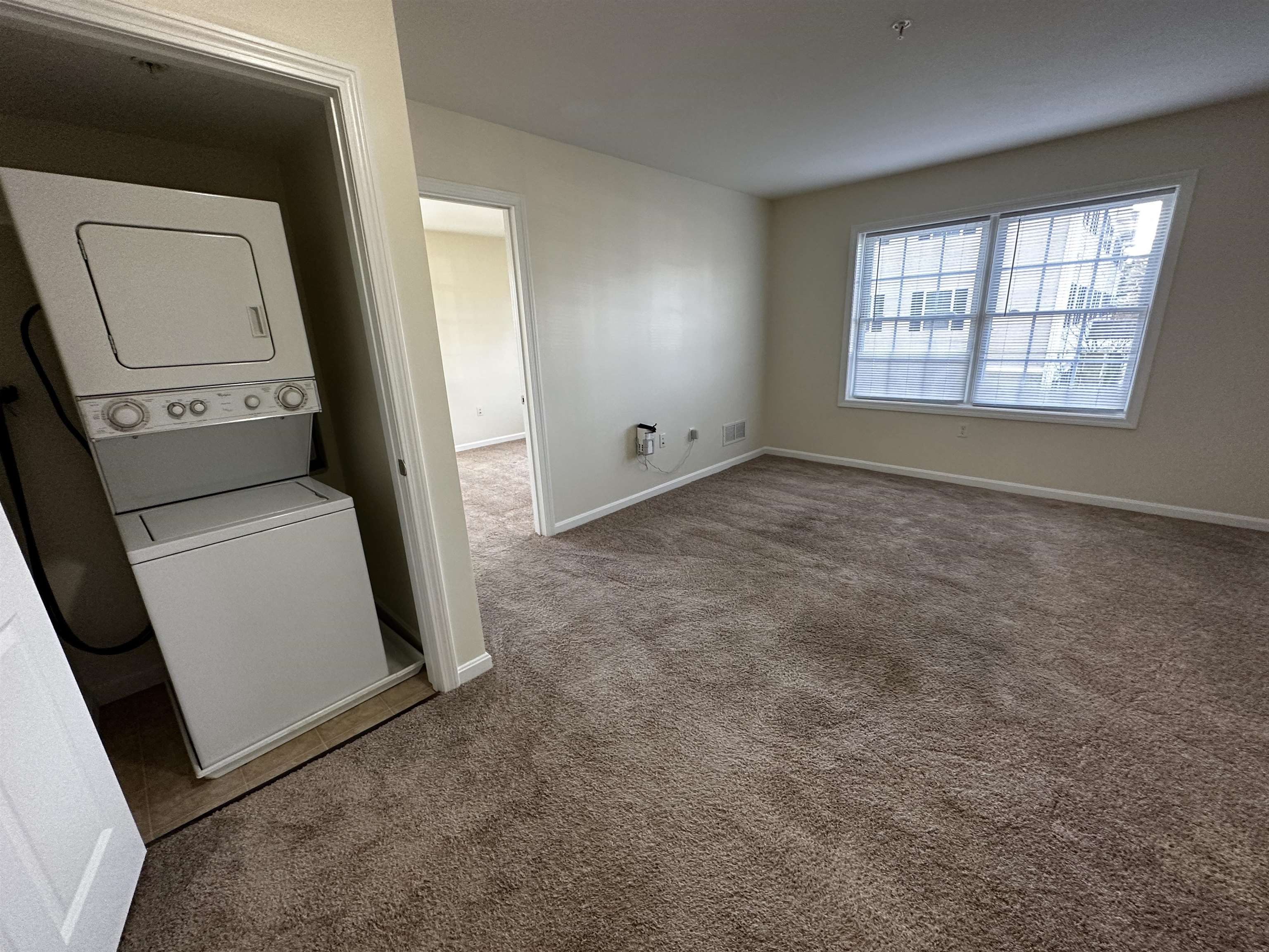 20 Sentinel Court, Unit 210 Manchester, NH 03103 - Photo 18 of 40