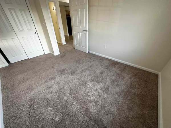 $1,961 | 20 Sentinel Court, Unit 210, Manchester, NH 03103