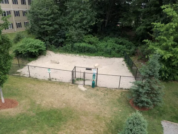 $1,961 | 20 Sentinel Court, Unit 210, Manchester, NH 03103