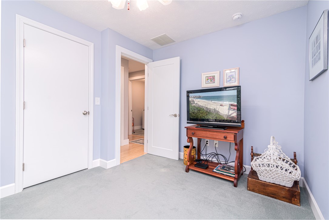 258 Mautucket Road South Kingstown, RI 02879 - Photo 25 of 33 Gallery Image 25