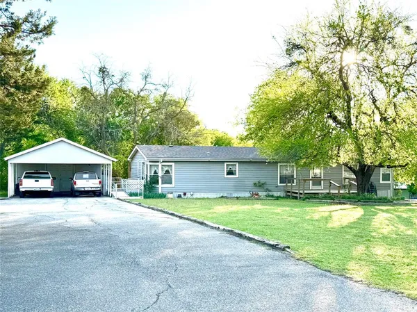 $229,000 | 664 Quail Creek Circle, Pottsboro, TX 75076