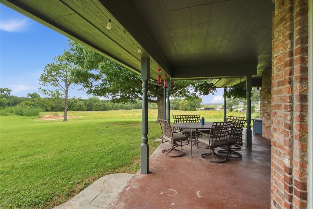 152 Fox Road Weatherford, TX 76088 - Photo 7 of 40