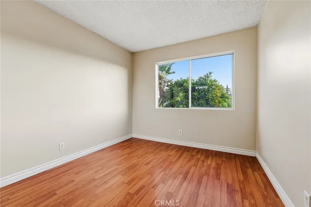 $625,000 | 6511 Wystone Avenue, Unit 4, Reseda, CA 91335