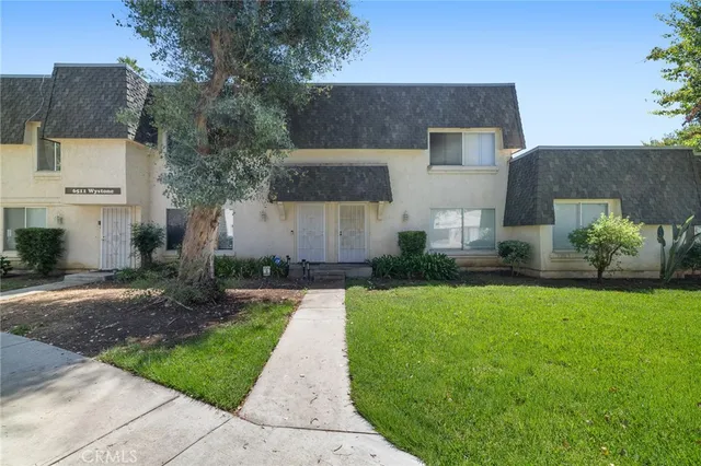 $625,000 | 6511 Wystone Avenue, Unit 4, Reseda, CA 91335