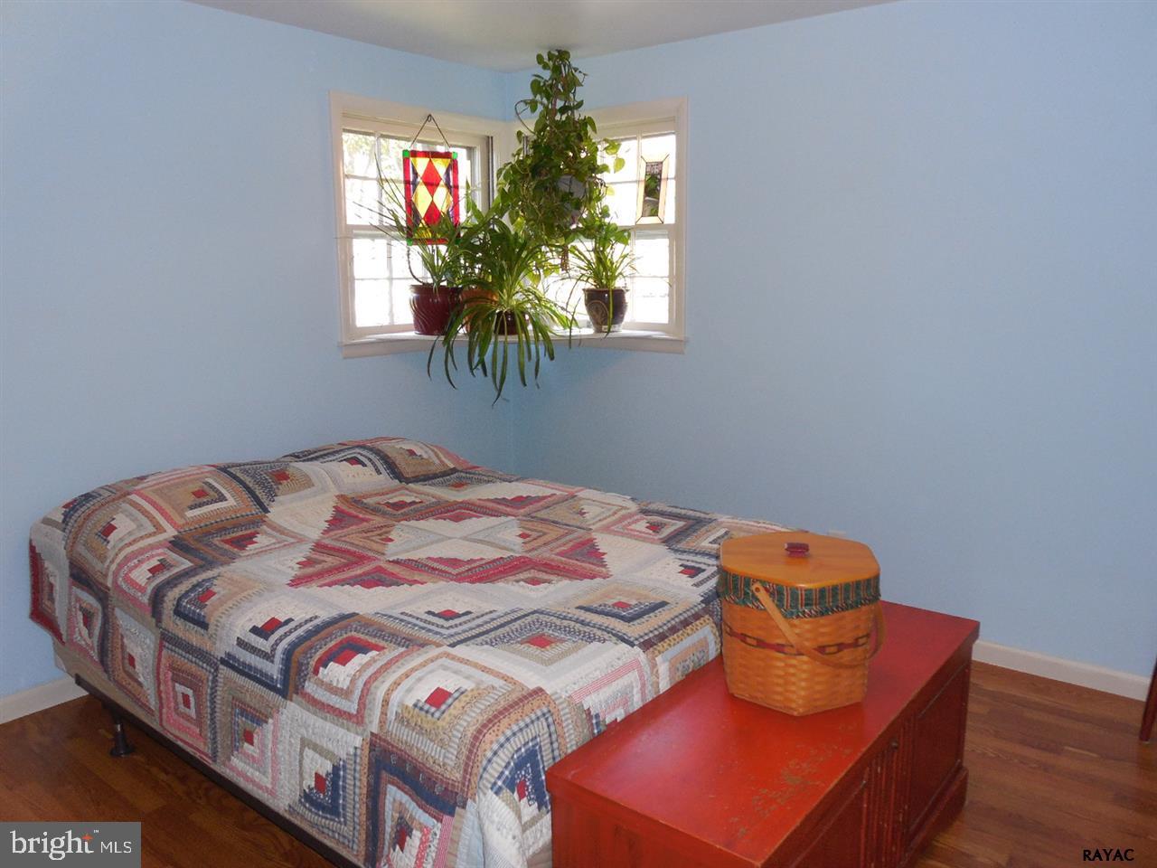 2661 Cambridge Road York, PA 17402 - Photo 22 of 36 Gallery Image 22
