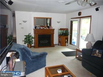 375 Rock Raymond Road Downingtown, PA 19335 - Photo 8 of 10 Family Room