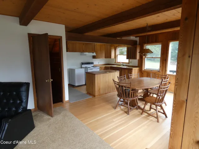 $650,000 | 366 Yukon Road, Bonners Ferry, ID 83805