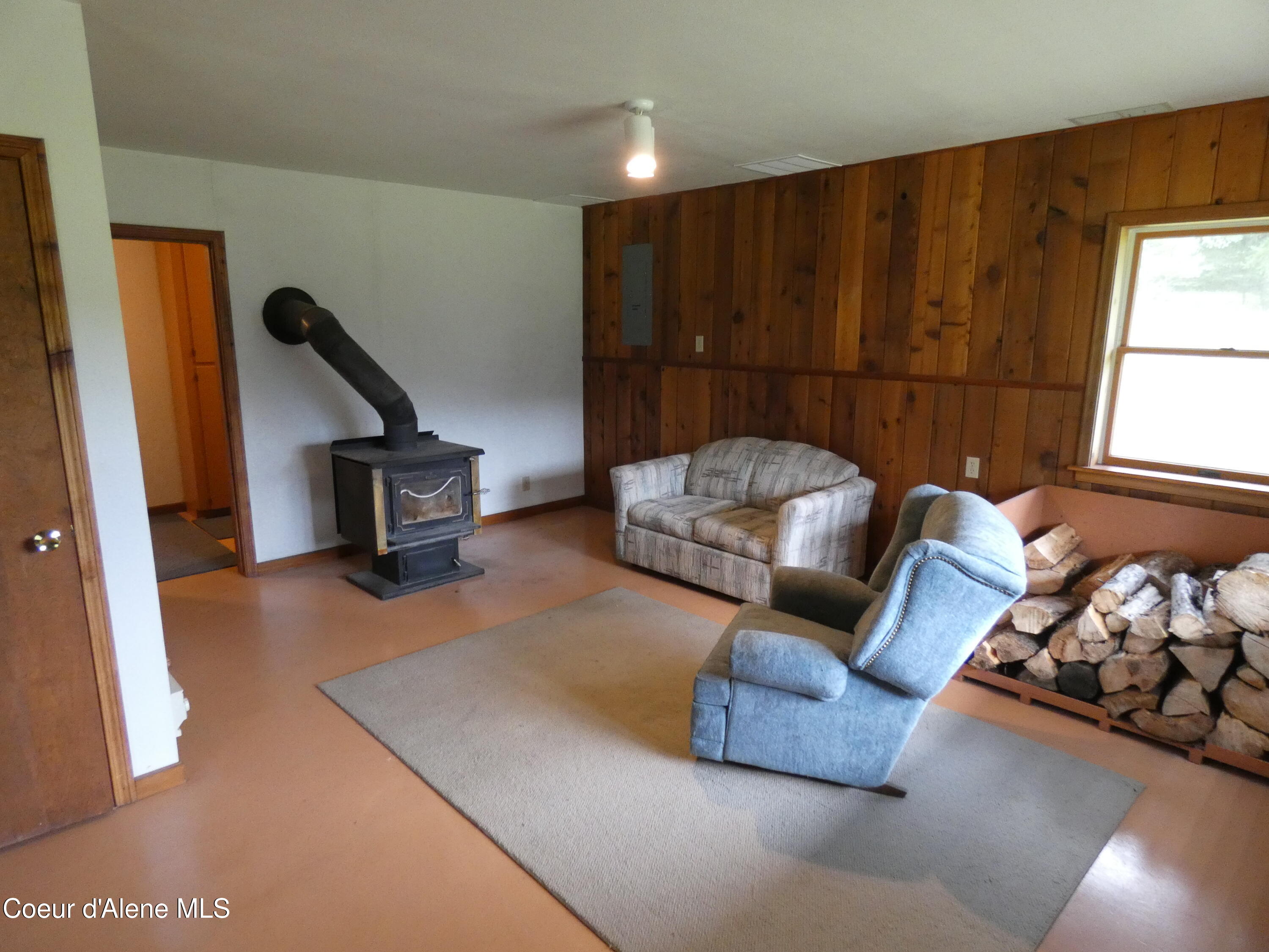 366 Yukon Road Bonners Ferry, ID 83805 - Photo 29 of 42 Downstairs