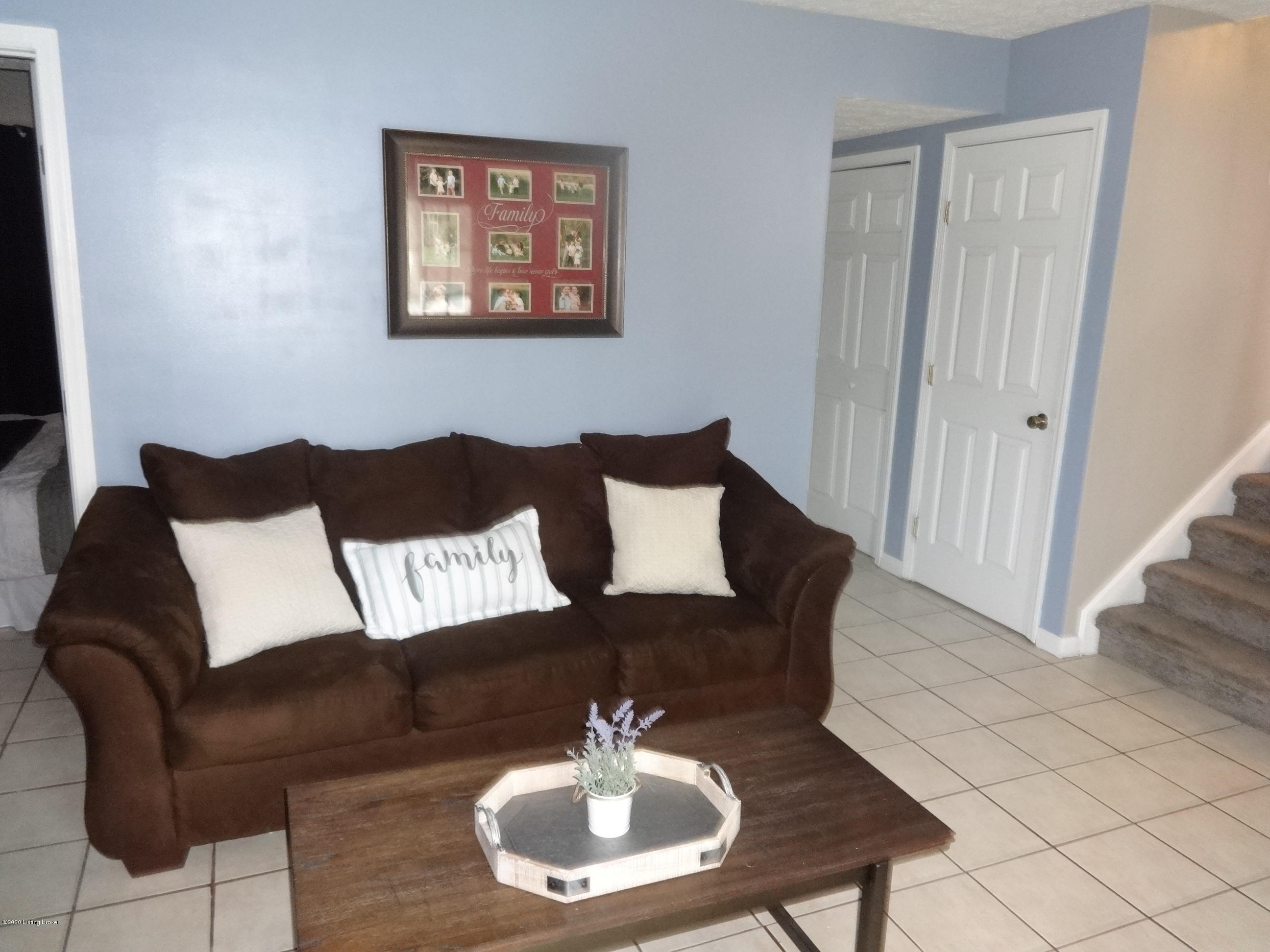 7904 Rochelle Road Louisville, KY 40228 - Photo 50 of 86 DSC01054