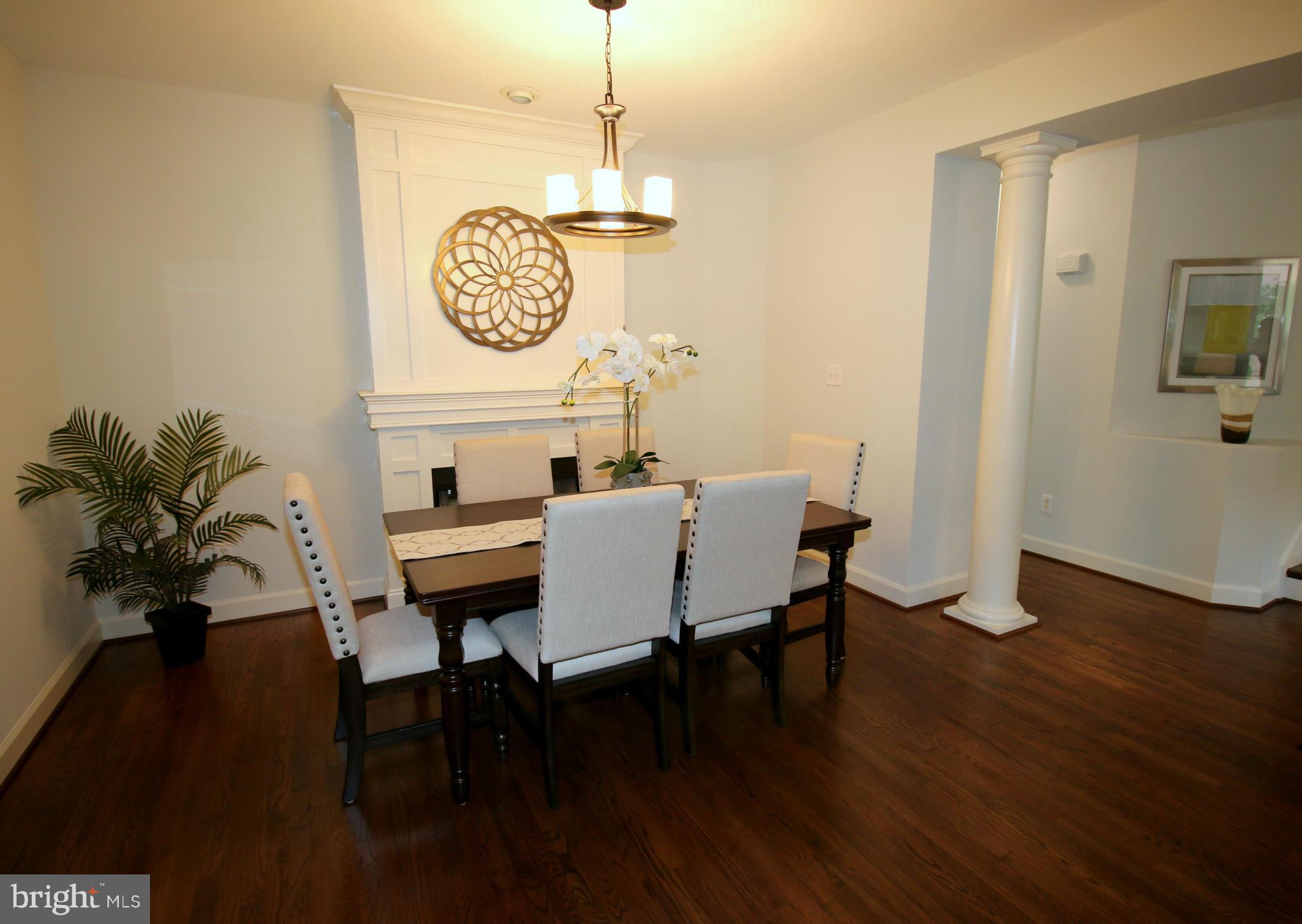 11476 Waterhaven Court Reston, VA 20190 - Photo 5 of 29 Dining Room
